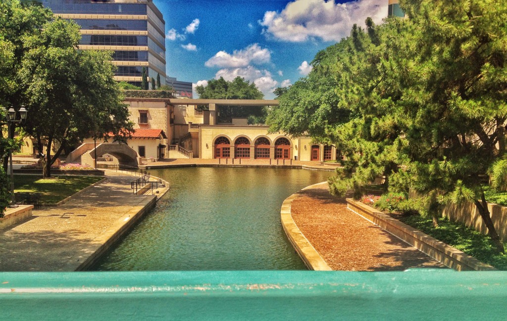 Hills Unlike White Elephants: Las Colinas