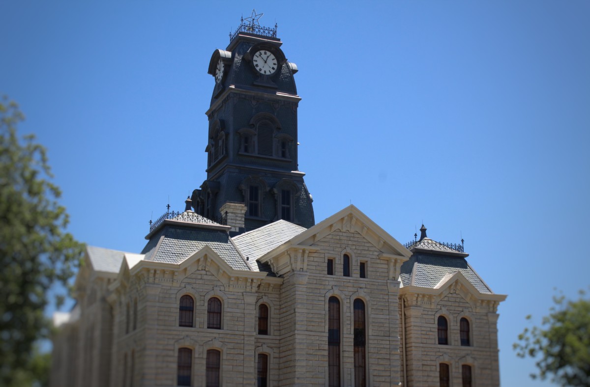 Guide to Granbury: Hood County Courthouse
