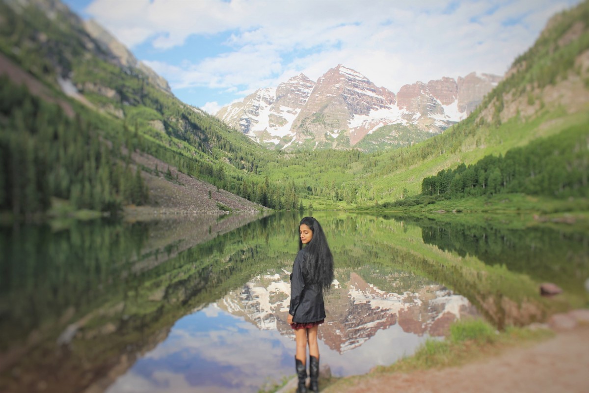 Ohhh...goodness, this shot of the Maroon Bells (cliched blogger standing in front of mountains) is one of the bucket list things to do in Aspen