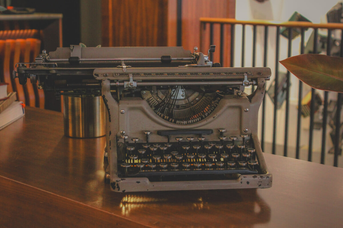 10 Beautiful Travel Poems To Read This Spring