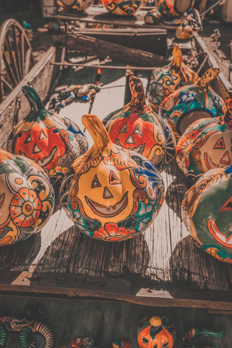 fall in Santa Fe sees pumpkin head pottery ware at the Farmer's Market