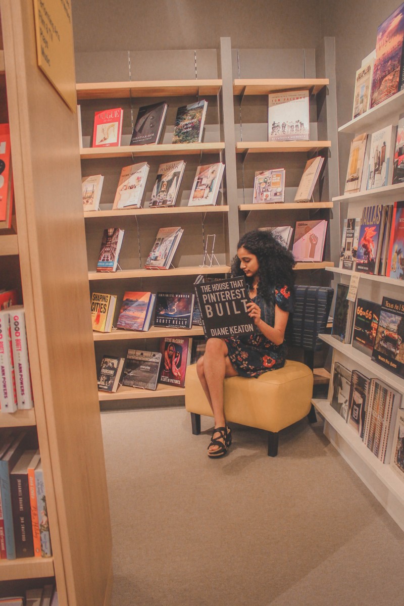 Best Bookstores In Dallas We Obsessively Visit