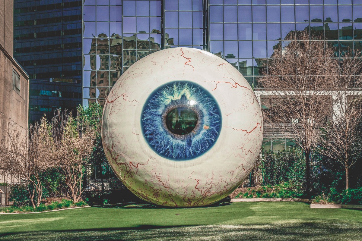 giant eyeball by Tony Tasset in Main Street District in Dallas
