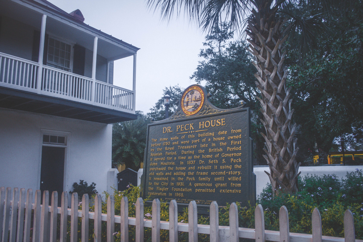 Pena Peck House sign