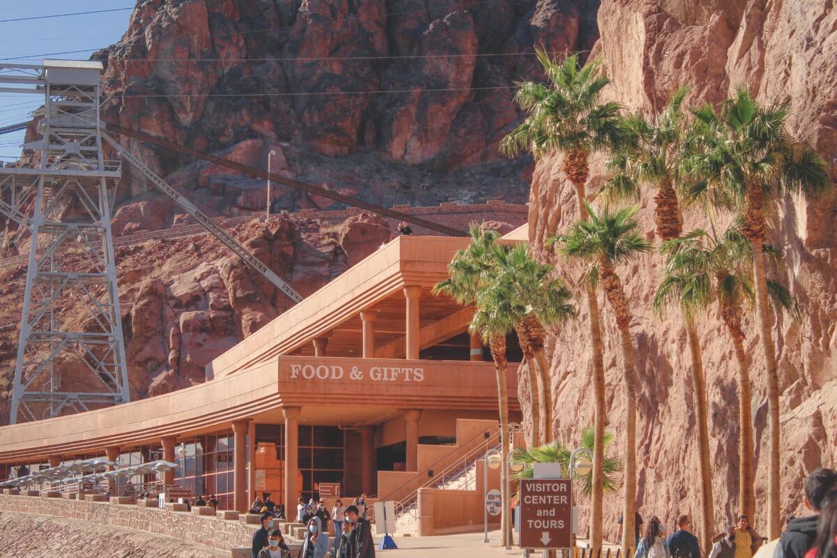 Food & Gift shop hoover dam (yes, they sell dam t-shirts)