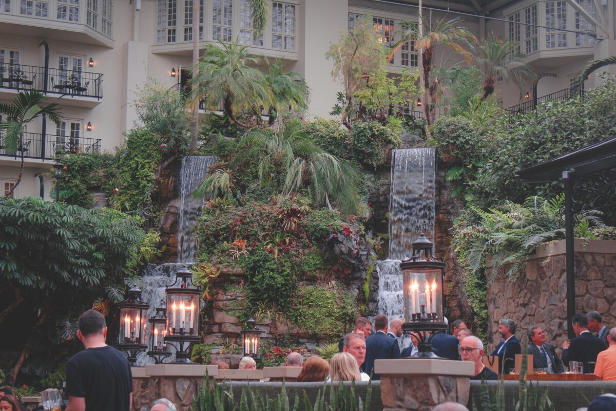 8-gaylord-opryland-hotel-restaurants-to-know-about-passport-to-eden