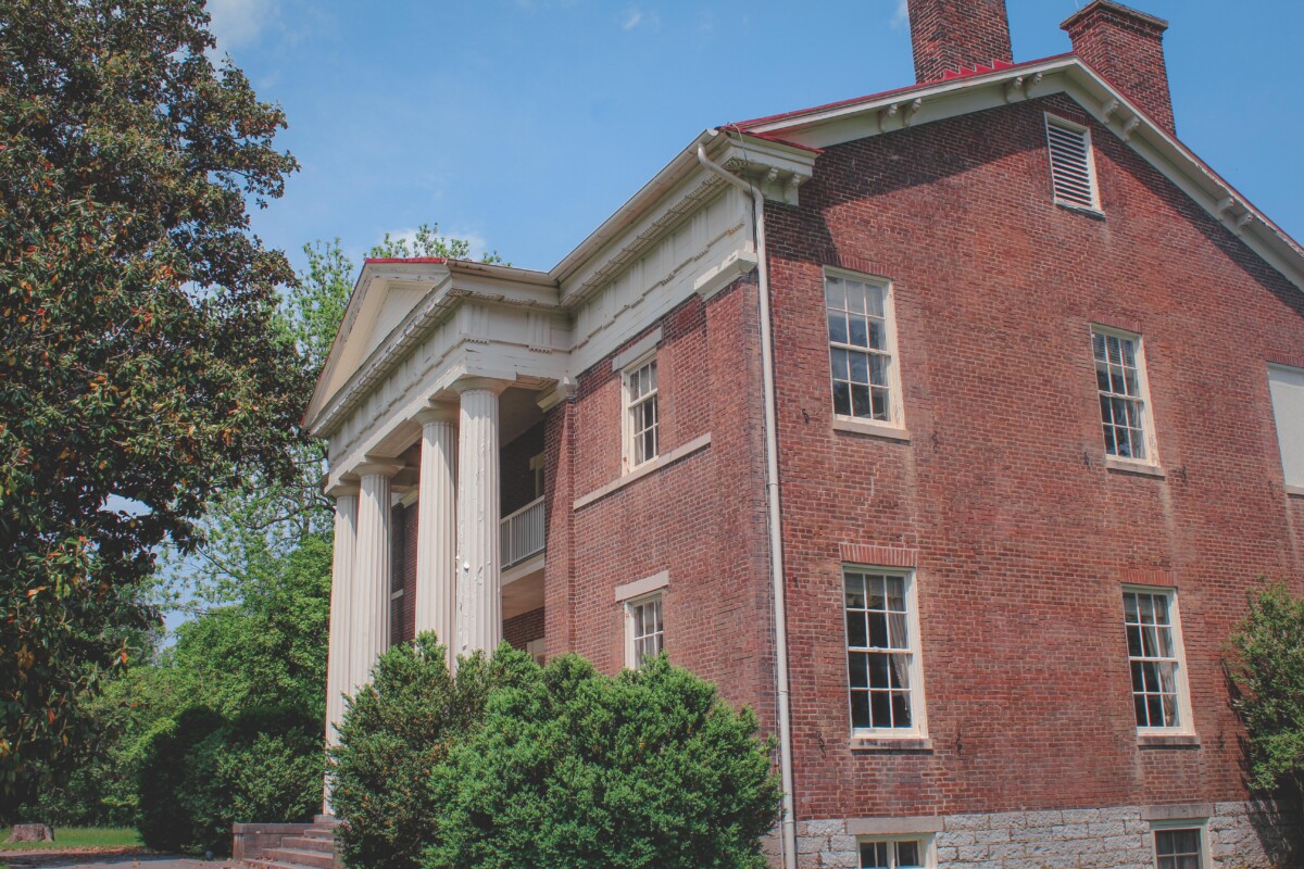 40 Best Things To Do In Nashville: old building on the Hermitage Property