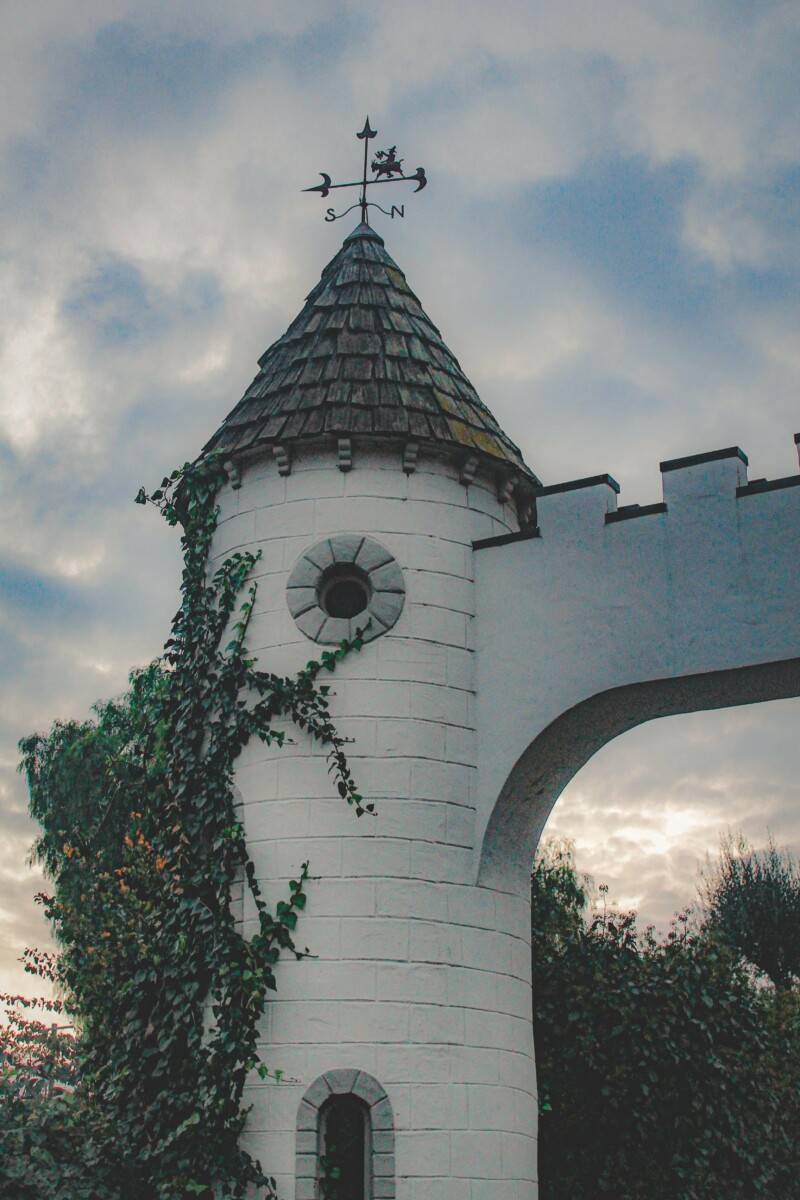 Hans Christian Andersen Park, castle entrance you drive through 