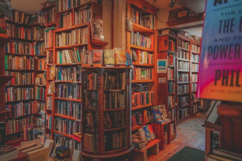 4 Cozy Bookstores In Portsmouth We Love