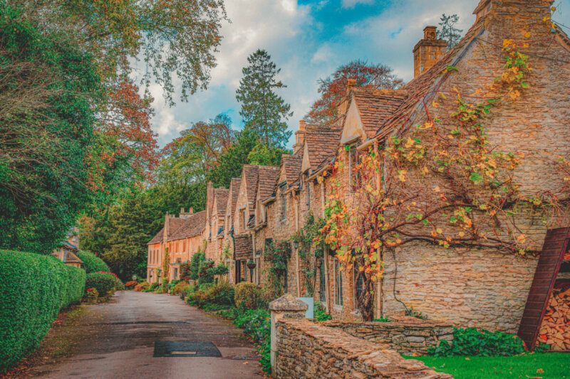 12 Cottagecore Towns To Visit And Places To See