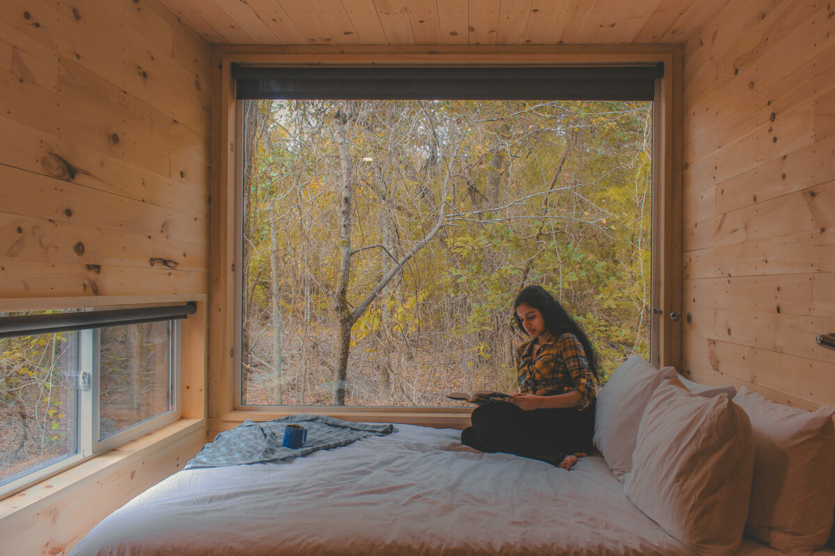 10 Bookworm Essentials For Those Who Love Books