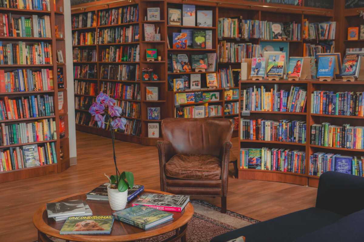 5 Cozy Bookstores In Portland, Maine For Booklovers