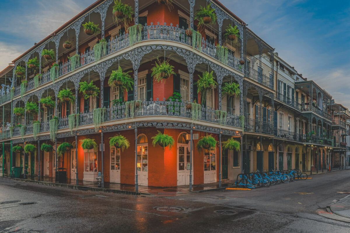 People We Meet On Vacation New Orleans filming locations and book locations. Most of the People We Meet On Vacation movie was filmed in New Orleans!